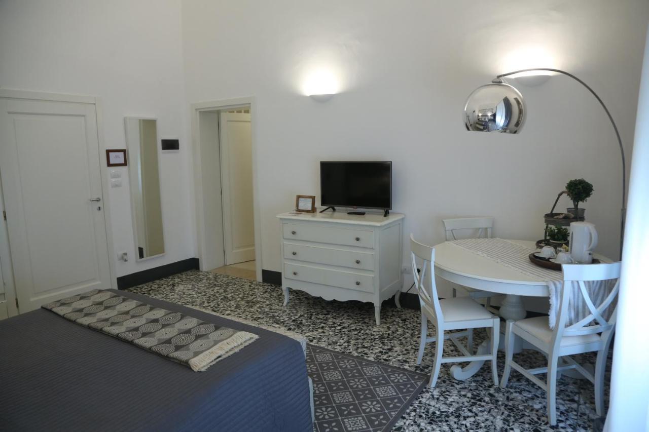 Palazzo Bignami Bed and Breakfast Lecce Eksteriør billede