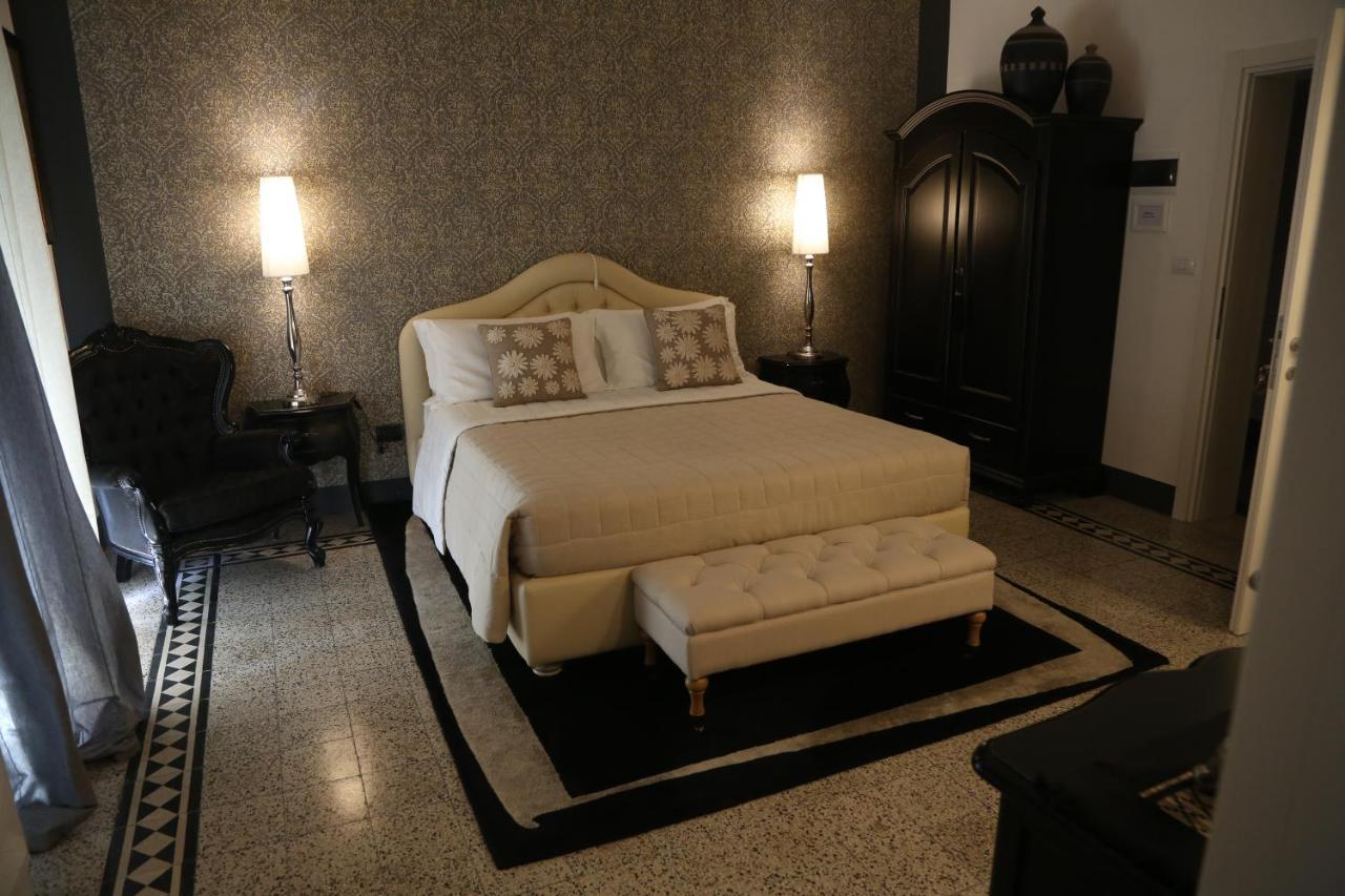 Palazzo Bignami Bed and Breakfast Lecce Eksteriør billede